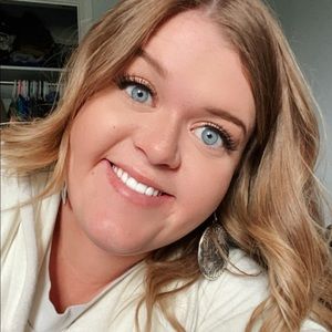 Meet your Posher, Dallee